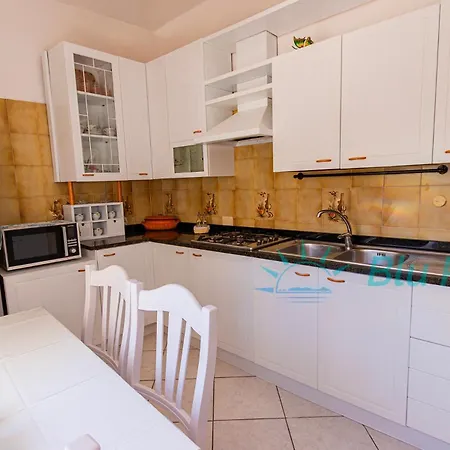 Apartment Bluponza Topazio *